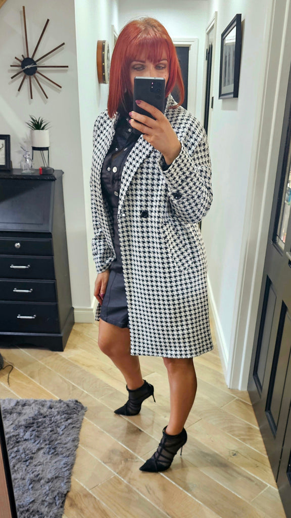 Freda Lightweight HoundsTooth Coat